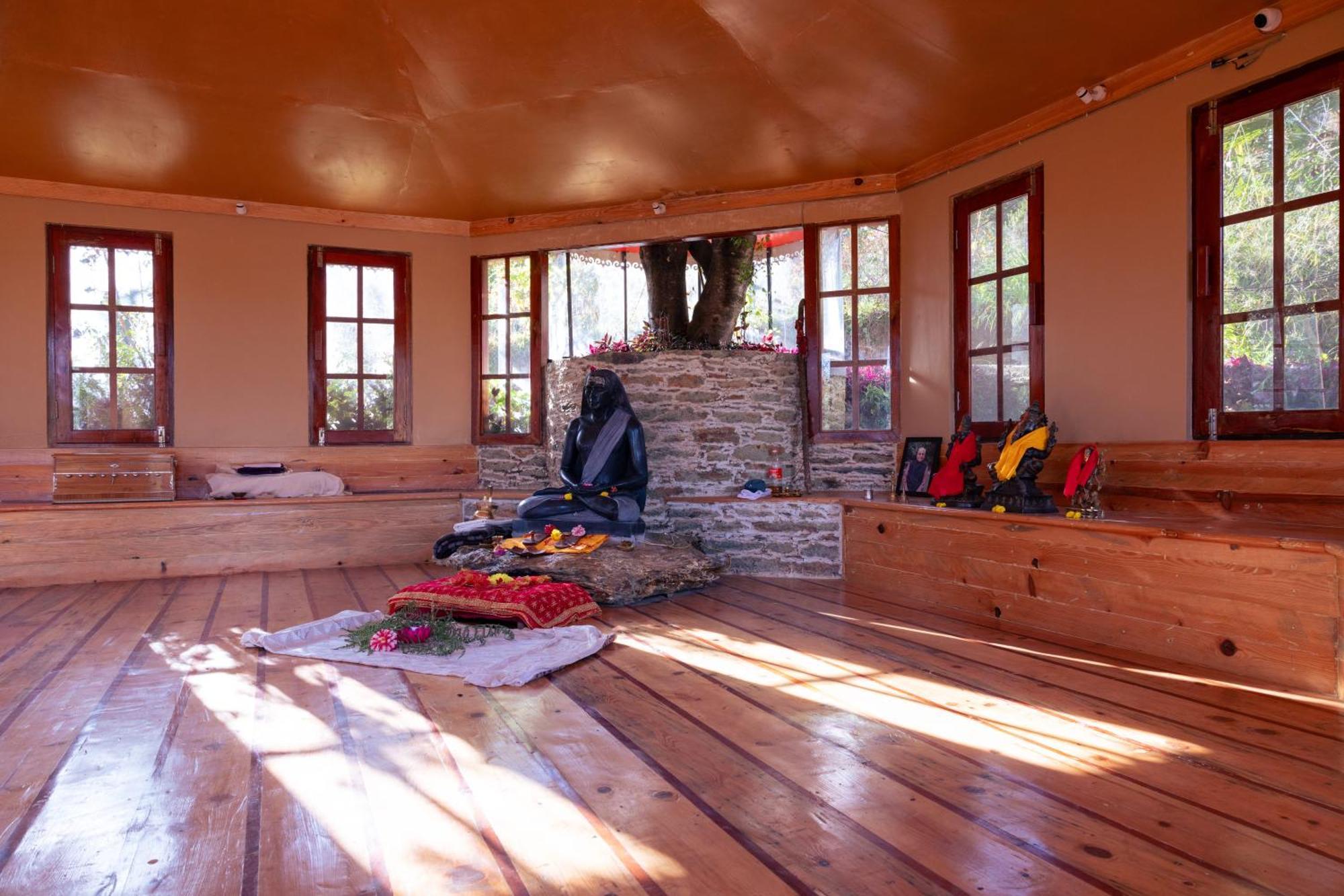 Dunagiri Retreat Dwarahat Extérieur photo